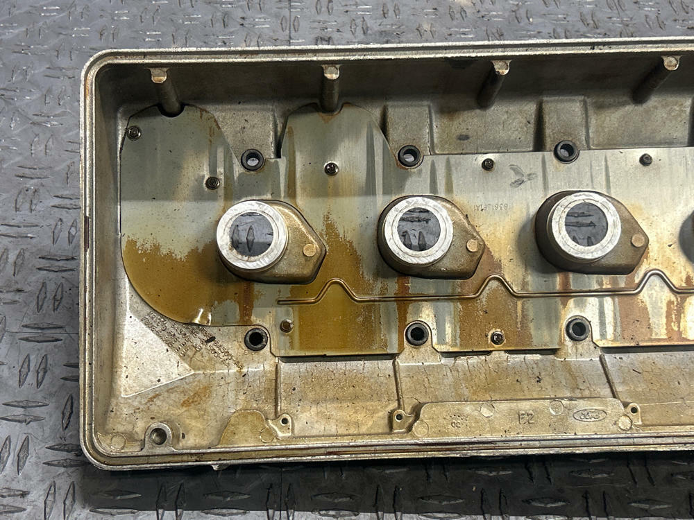 2003-04 Ford Mustang SVT Cobra OEM Driver LH Valve Cover 295