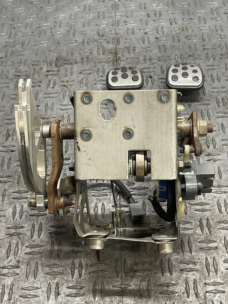 2003-04 Ford Mustang SVT Cobra Pedal Assembly- for 5/6 Speed Manual 295