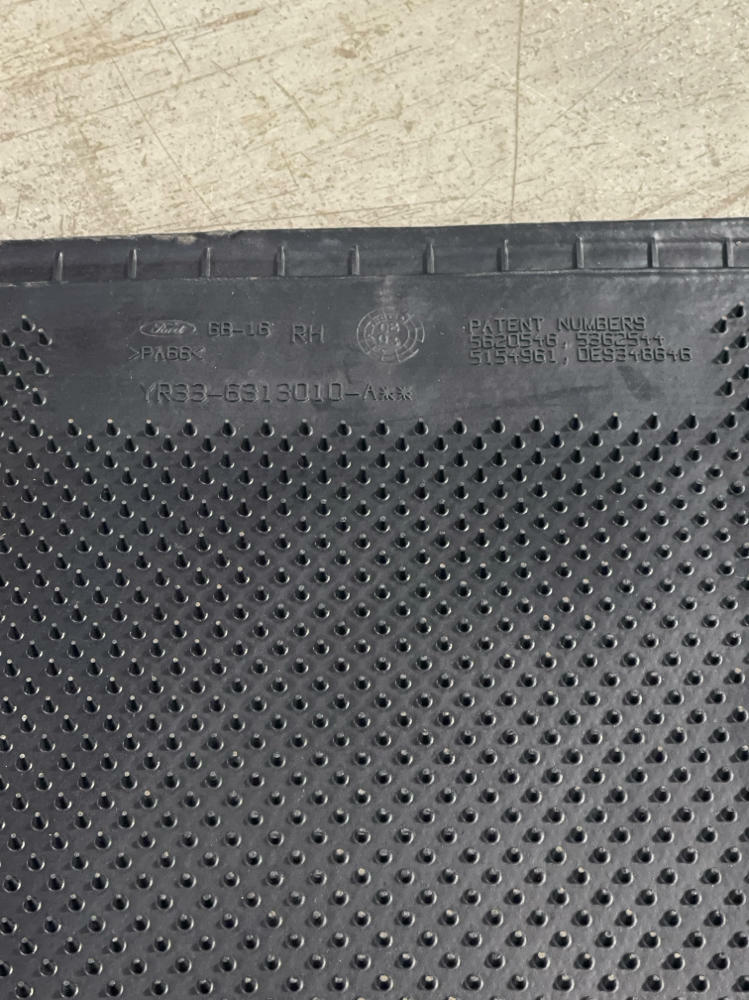 2003-04 Ford Mustang SVT Cobra OEM Convertible Floor Mats Pair 295
