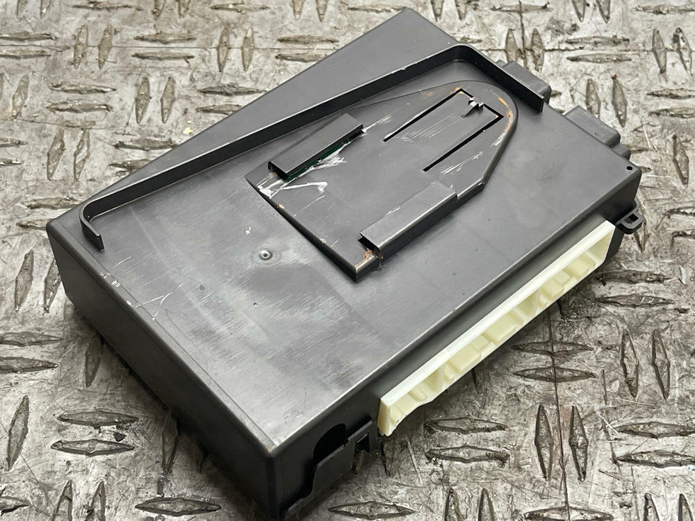 2003-04 Ford Mustang SVT Cobra GEM Module 295