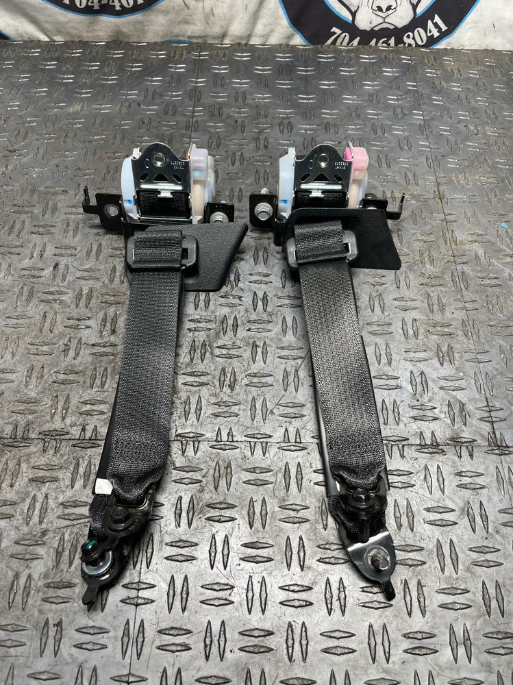 2015-23 Ford Mustang GT Rear Seat Belt Pair- FOR COUPE 297