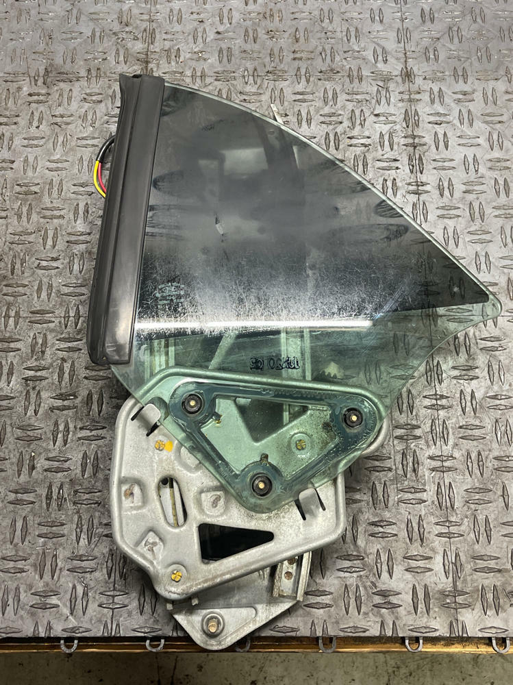 2003-04 Ford Mustang SVT Cobra Driver LH Rear Quarter Glass- FOR CONVERTIBLE 295