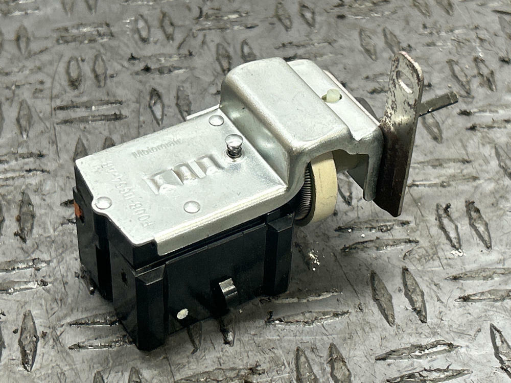 2003-04 Ford Mustang SVT Cobra Head Light Control Module 295