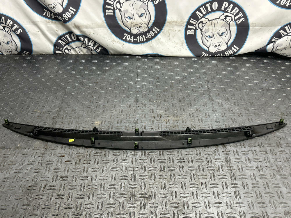 2003-04 Ford Mustang SVT Cobra Upper Dash Defroster Vent 295