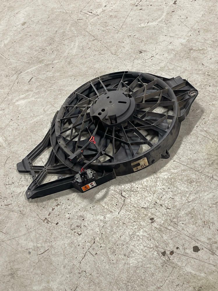 2001-04 Ford Mustang Cooling Fan 300