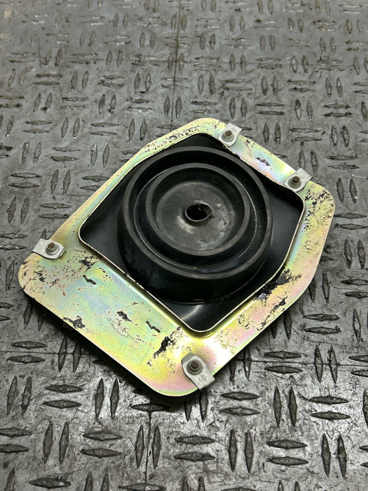 2003-04 Ford Mustang SVT Cobra Shifter Isolator Plate 295