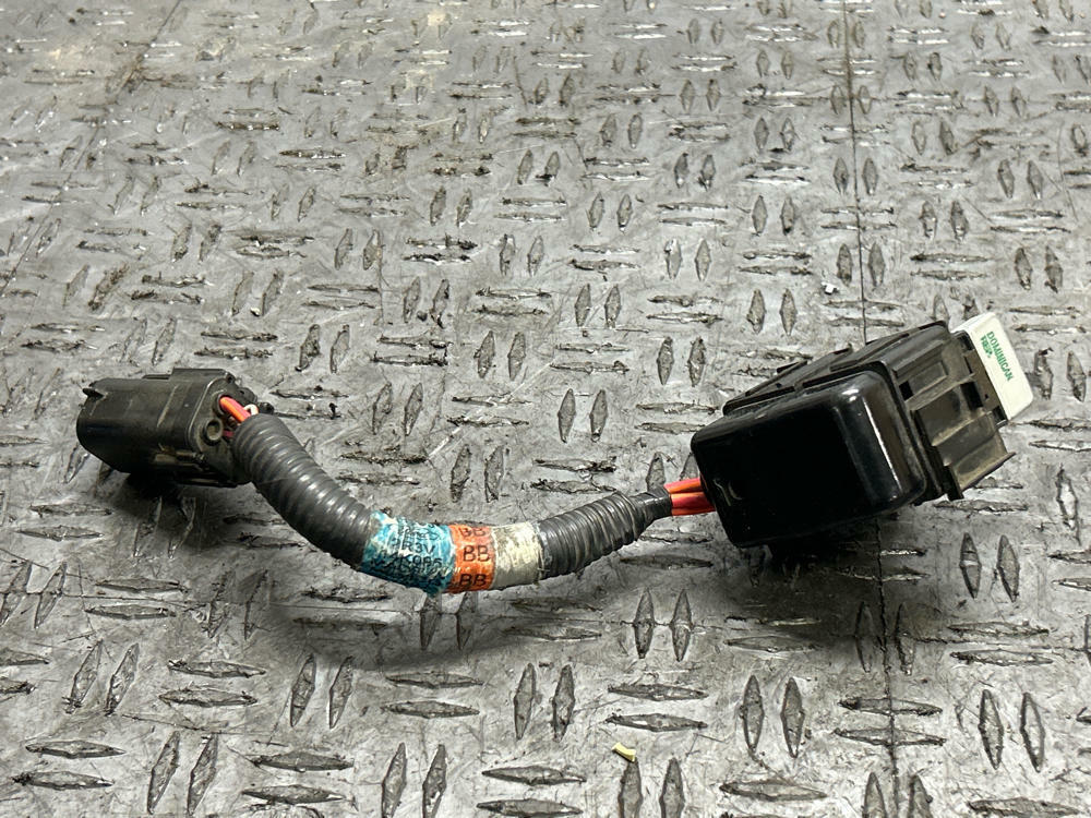 2003-04 Ford Mustang SVT Cobra Heat Exchanger/Fan Relay- NO LID 295