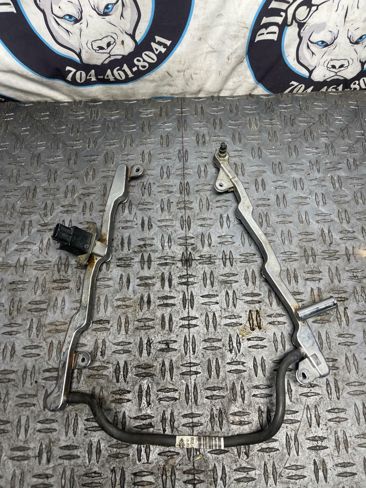 1999-04 Ford Mustang Roush GT Fuel Rails 293