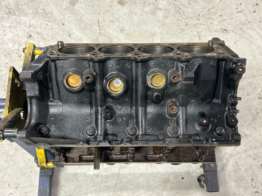 1999-04 Ford Mustang Roush GT Iron Standard Bore Block 281 4.6 SVT Saleen