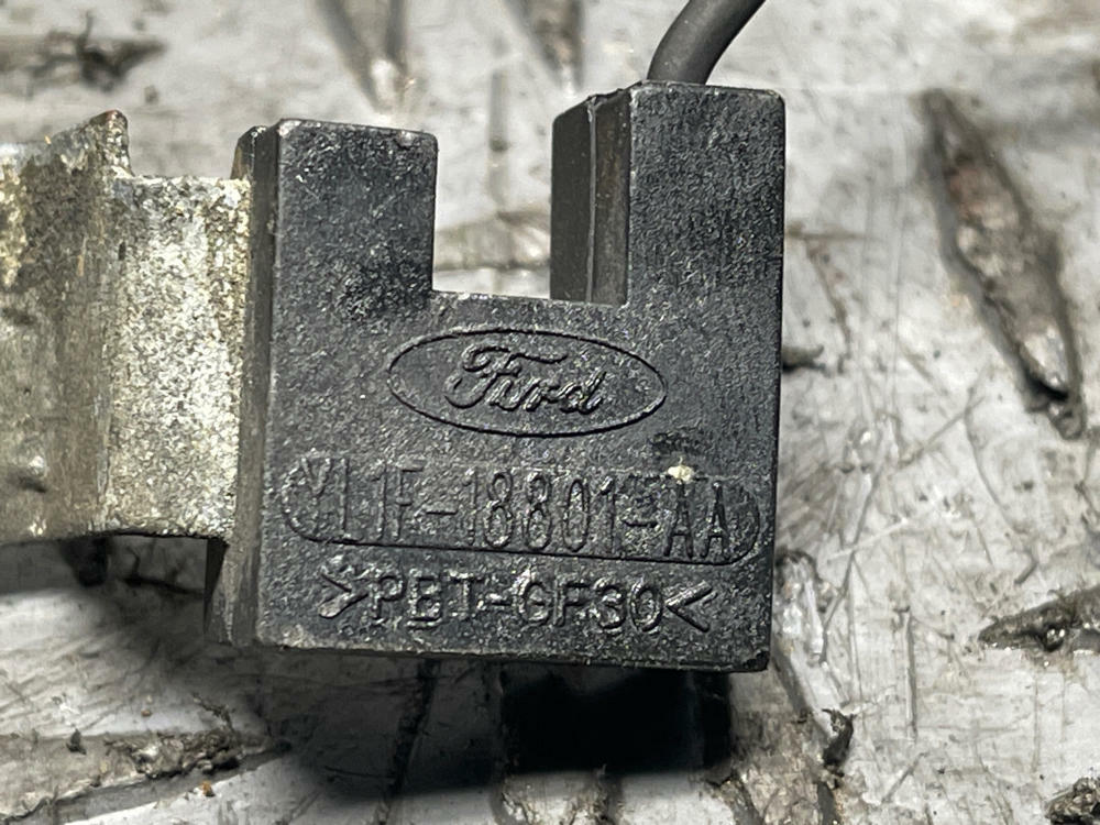 1999-04 Ford Mustang Roush GT Engine Radio Supressor Noise 293