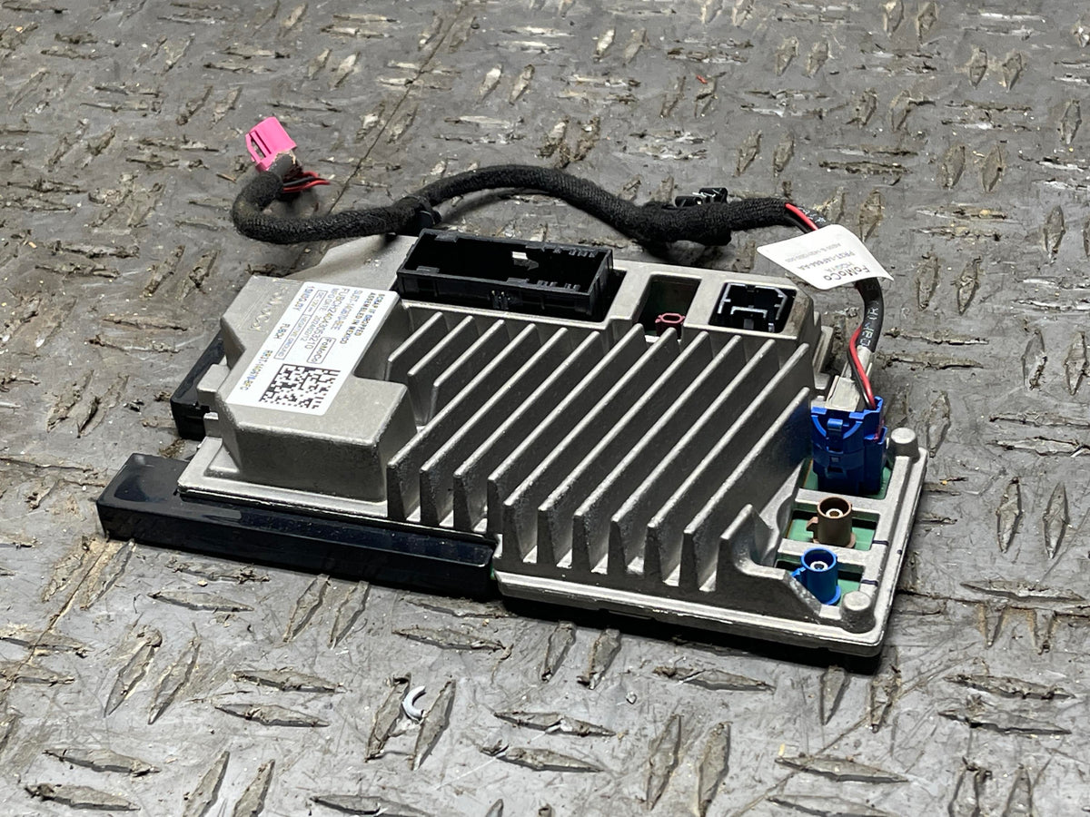 2024+ Ford Mustang SYNC APIM Module SU5T-14G670-BEE 17k Miles 303