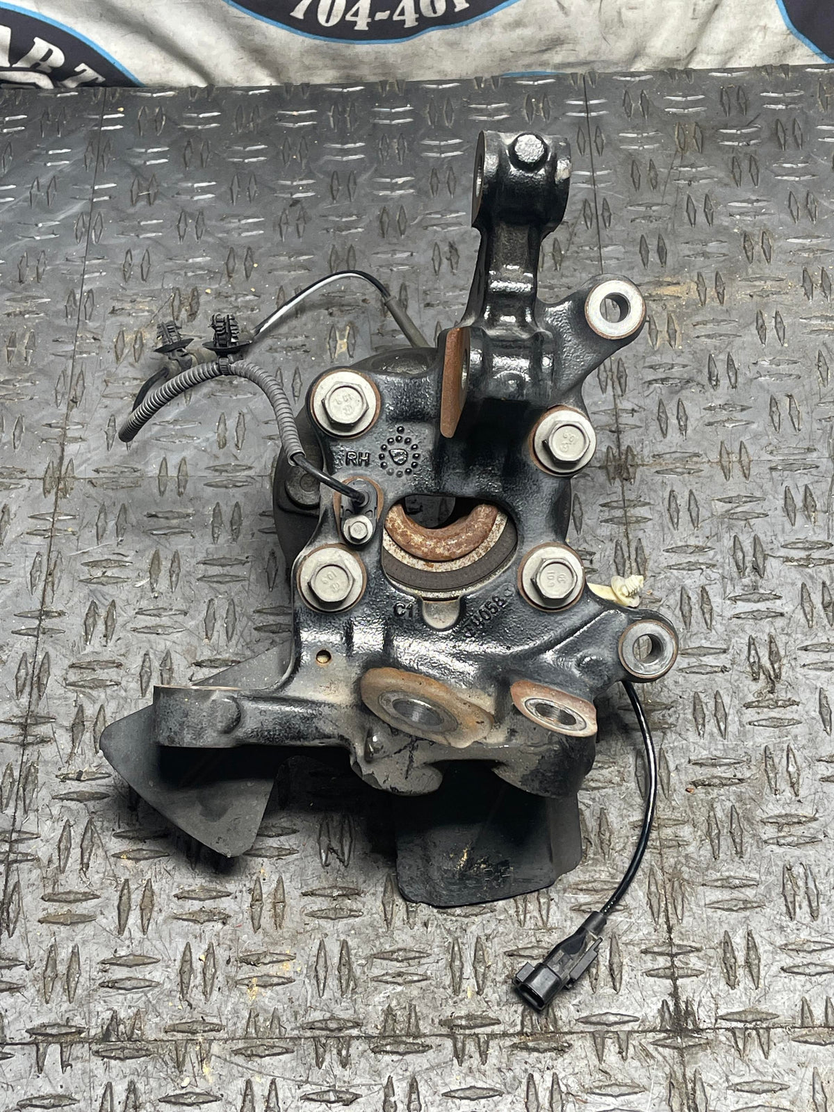 2024+ Ford Mustang Right Passenger Spindle 303
