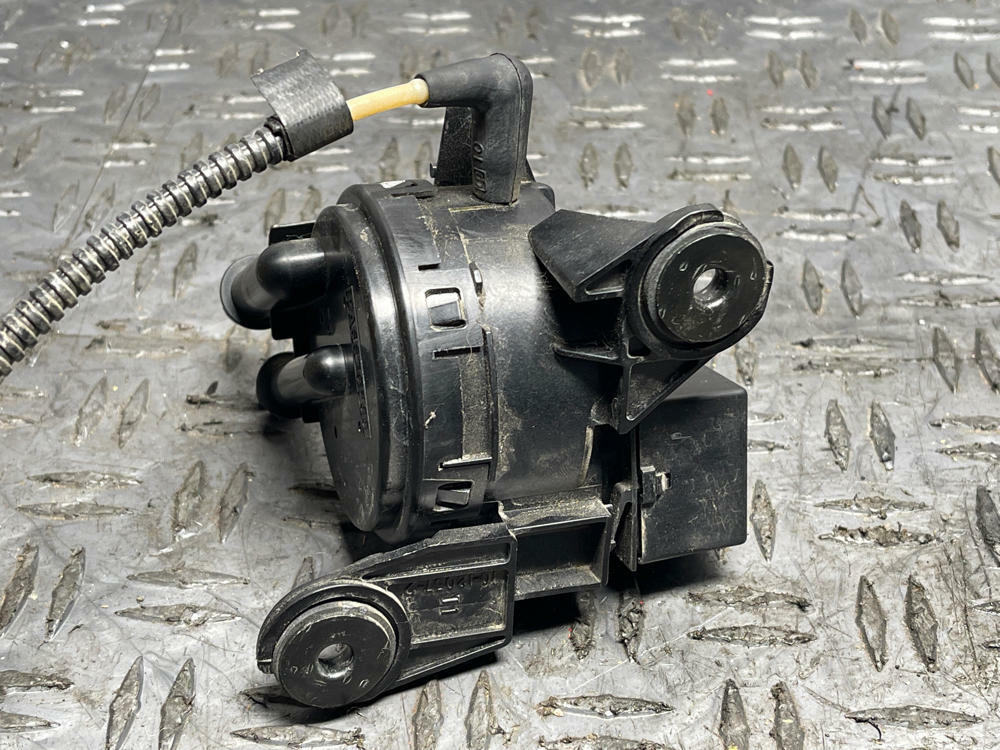 2003-04 Ford Mustang SVT Cobra Purge Valve 36k Miles 305