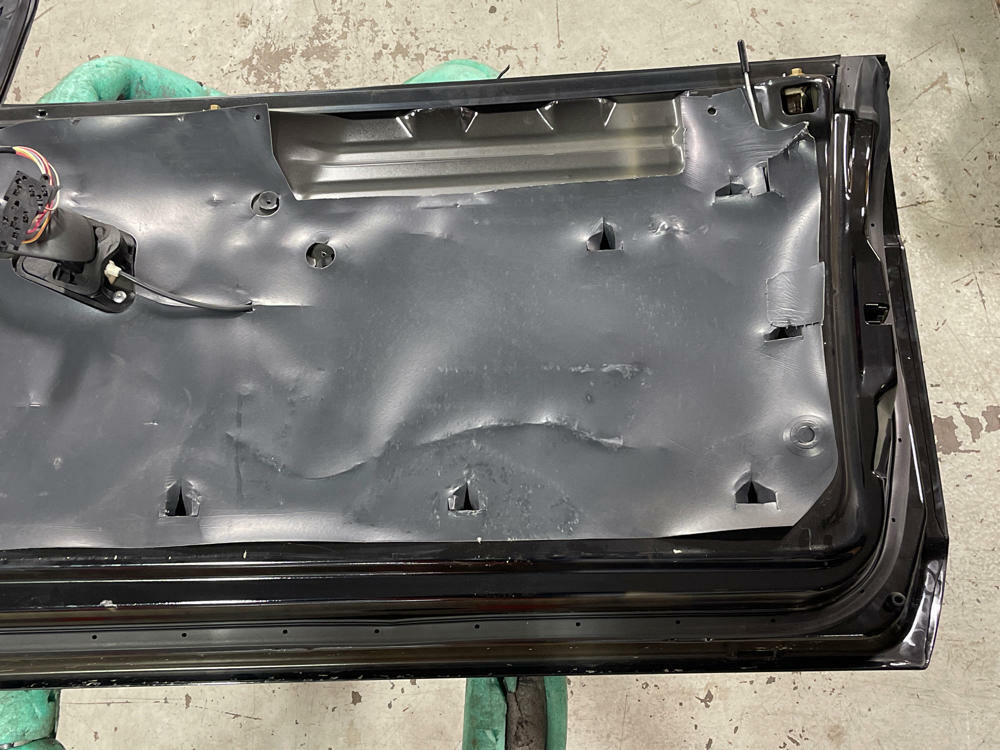 2003-04 Ford Mustang SVT Cobra Passenger RH Door UA Black 36k Miles 305