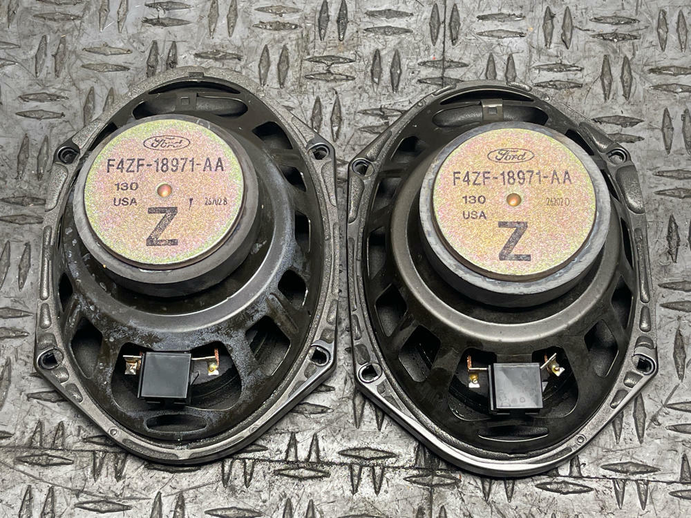 2003-04 Ford Mustang SVT Cobra OEM Door Speakers 36k Miles 305
