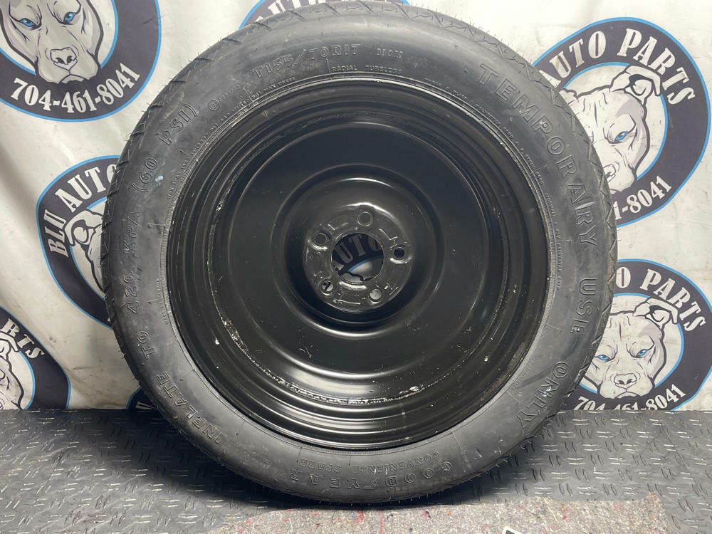 2003-04 Ford Mustang SVT Cobra Full Size Spare Tire Kit 17" 36k Miles 305