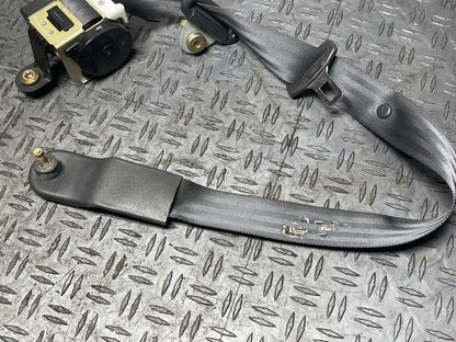 2003-04 Ford Mustang SVT Cobra Passenger RH Front Seat Belt Coupe 36k Miles 305