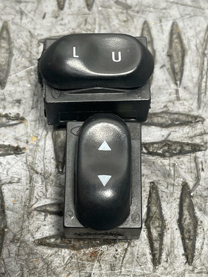 2003-04 Ford Mustang SVT Cobra Coupe Door Switches 36k Miles 305