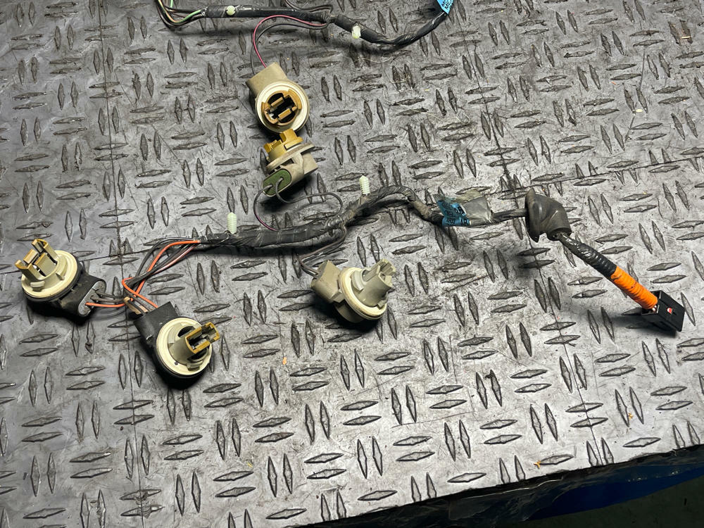 2003-04 Ford Mustang SVT Cobra Taillight Harness 36k Miles 305