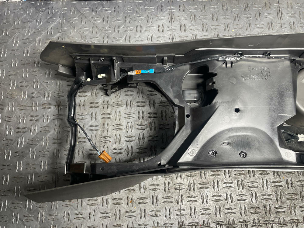 2003-04 Ford Mustang SVT Cobra Coupe Center Console 36k Miles 305
