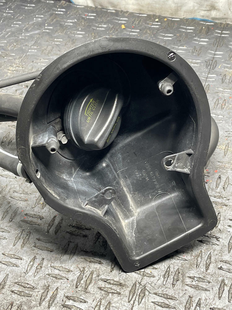 2003-04 Ford Mustang SVT Cobra Fuel Filler Neck Assembly 305