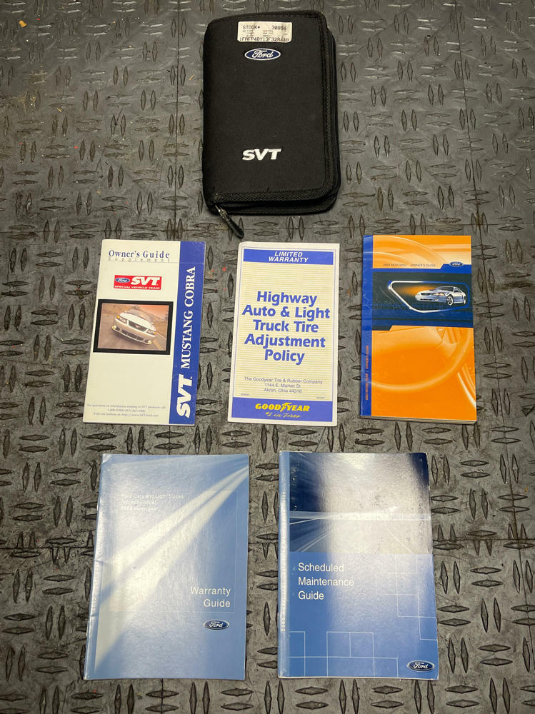 2003-04 Ford Mustang SVT Cobra Owners Manual/Press Kit- NICE 305