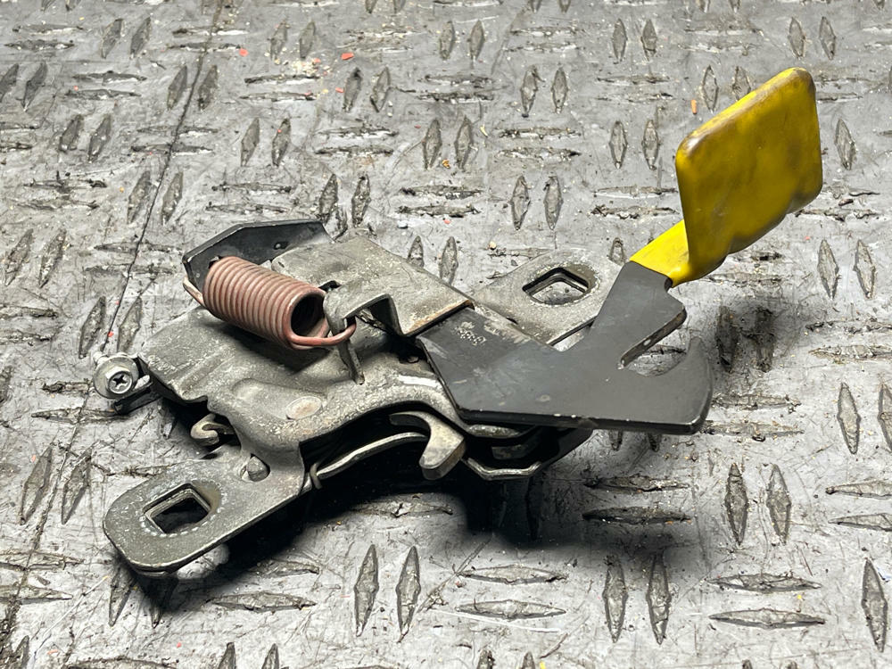 2003-04 Ford Mustang SVT Cobra OEM Hood Latch- NO CABLE 305