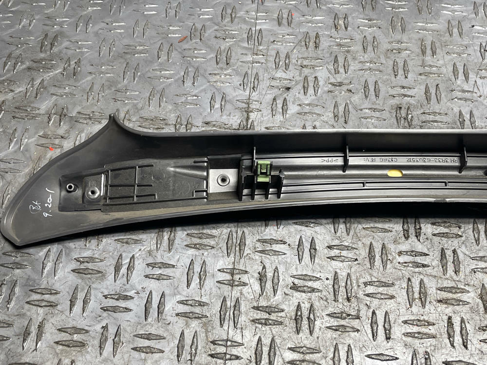 2003-04 Ford Mustang SVT Cobra OEM Pass. RH Interior Coupe A-Pillar 305