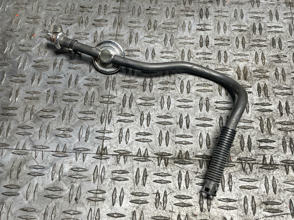2003-04 Ford Mustang SVT Cobra OEM Fuel Dampener 305