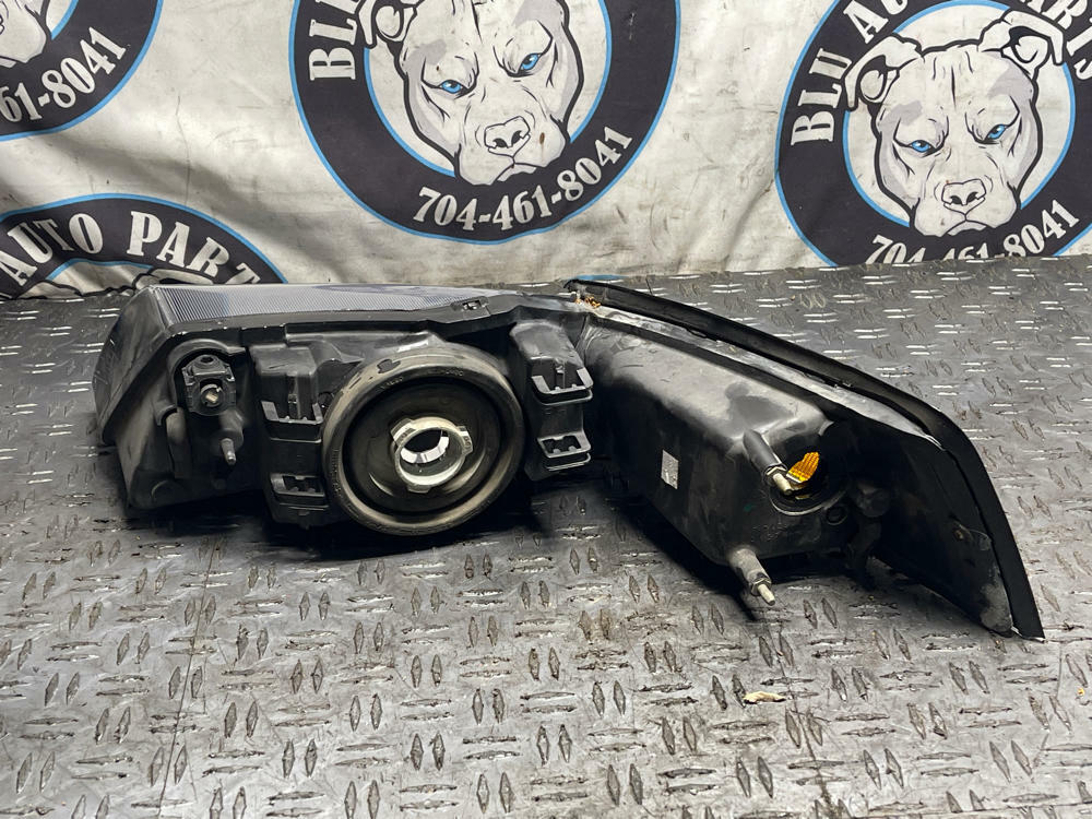 2003-04 Ford Mustang SVT Cobra OEM Passenger RH Headlight- Nice for Age 305