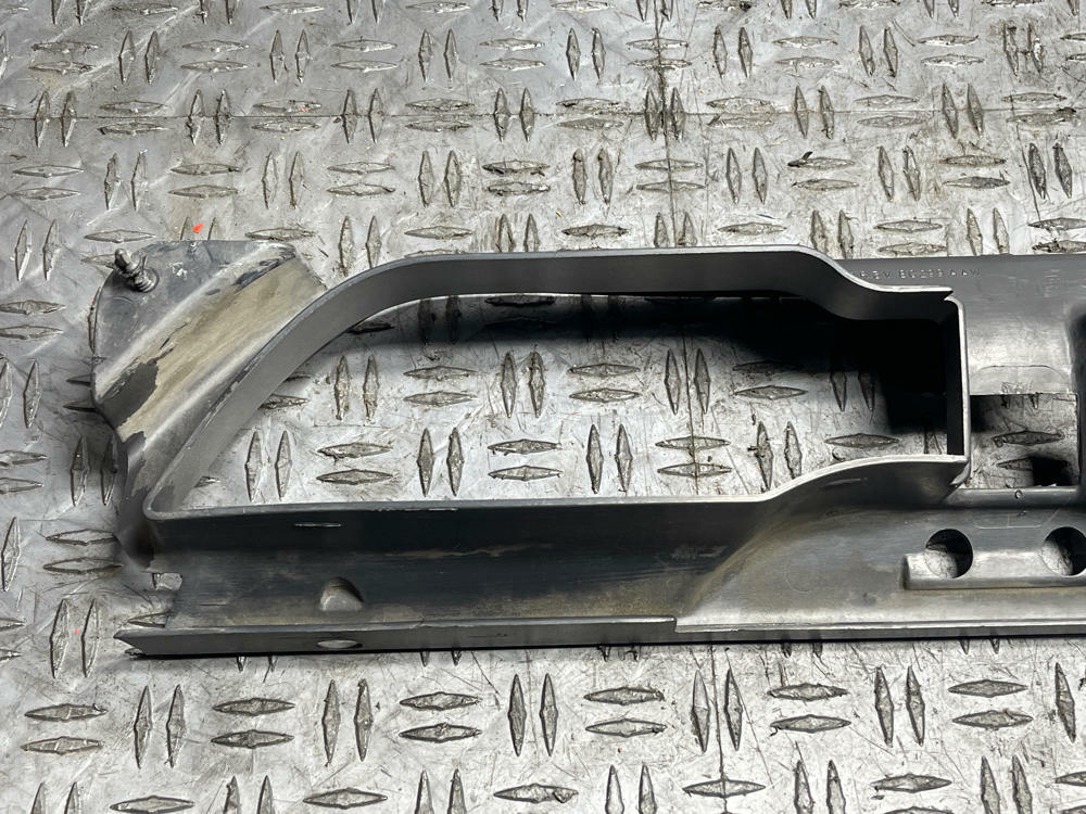 2003-04 Ford Mustang SVT Cobra OEM Front Grille Insert 305