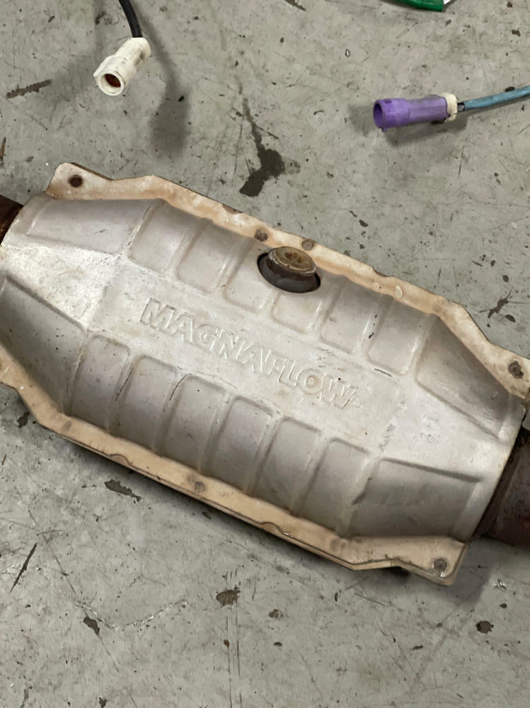 2003-04 Ford Mustang SVT Cobra MagnaFlow Catted X-Pipe Assembly 305