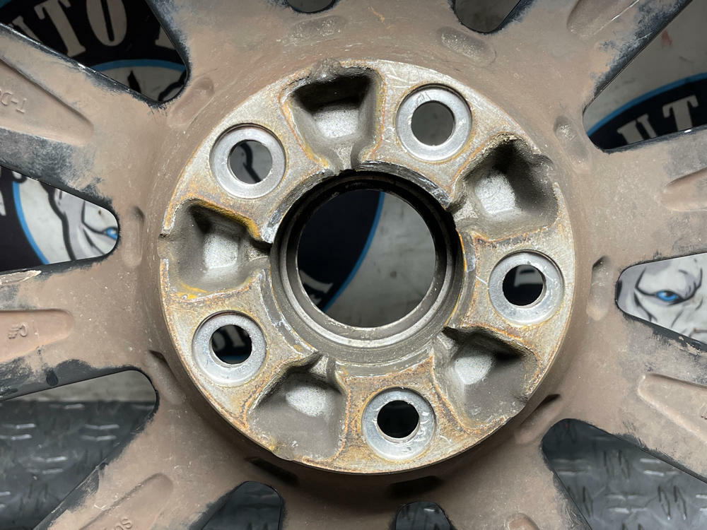 2011-14 Ford Mustang Boss 302 OEM Front Wheel & Tire 87k Miles- NO CAP 307