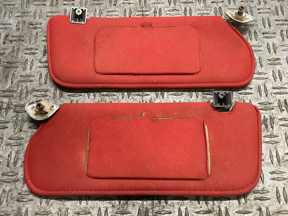 1987-93 Ford Mustang Red Sunvisors Coupe 304