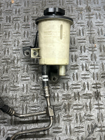 2003-04 Ford Mustang SVT Cobra PS Res w/ Bracket  & Return Line 304
