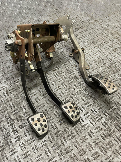 2003-04 Ford Mustang SVT Cobra Pedal Assembly 304
