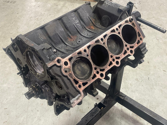 2003-04 Ford Mustang SVT Cobra 4.6L Iron Shortblock
