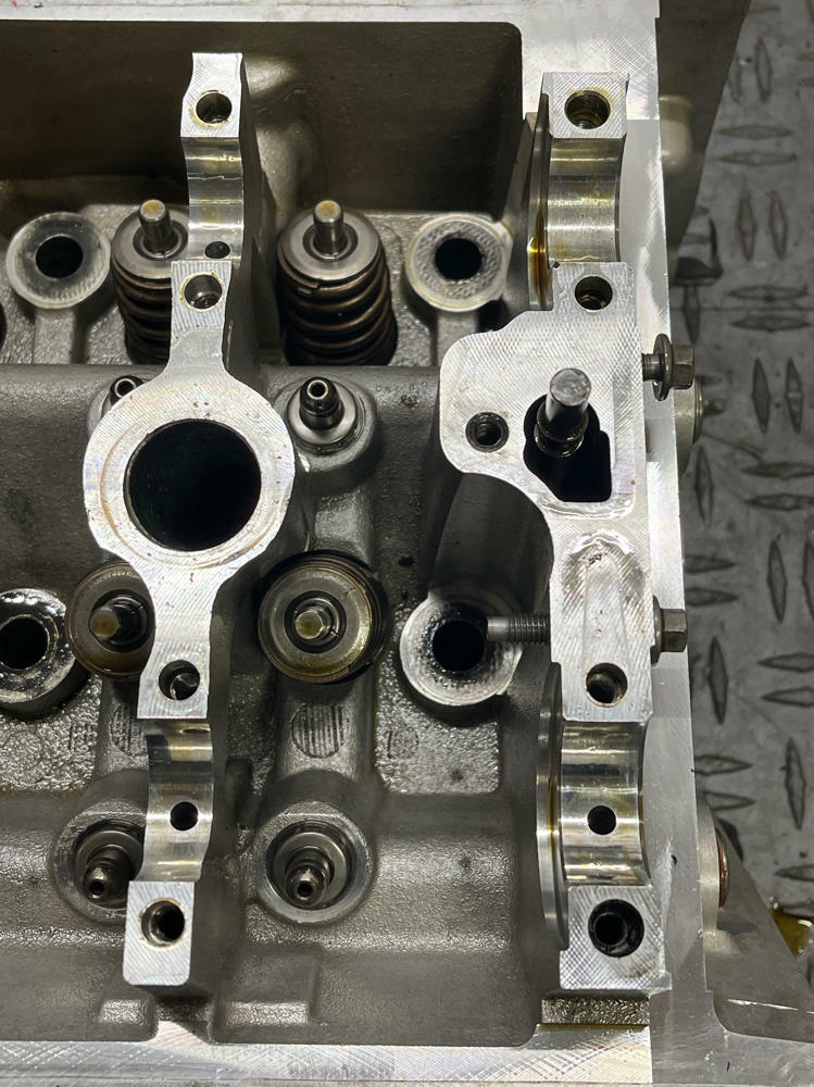 2003-04 Ford Mustang SVT "DC" 9-Thread Cylinder Heads Set 304