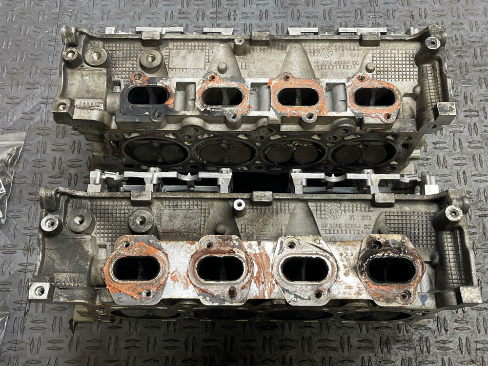 2003-04 Ford Mustang SVT "DC" 9-Thread Cylinder Heads Set 304