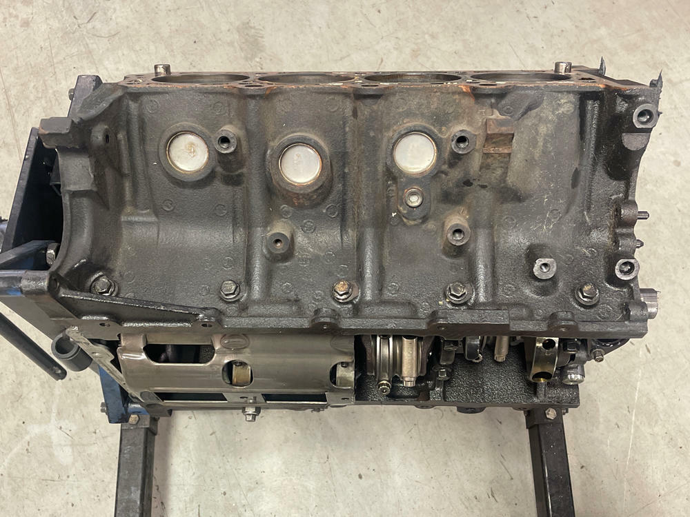 2003-04 Ford Mustang SVT Cobra 4.6L Iron Shortblock