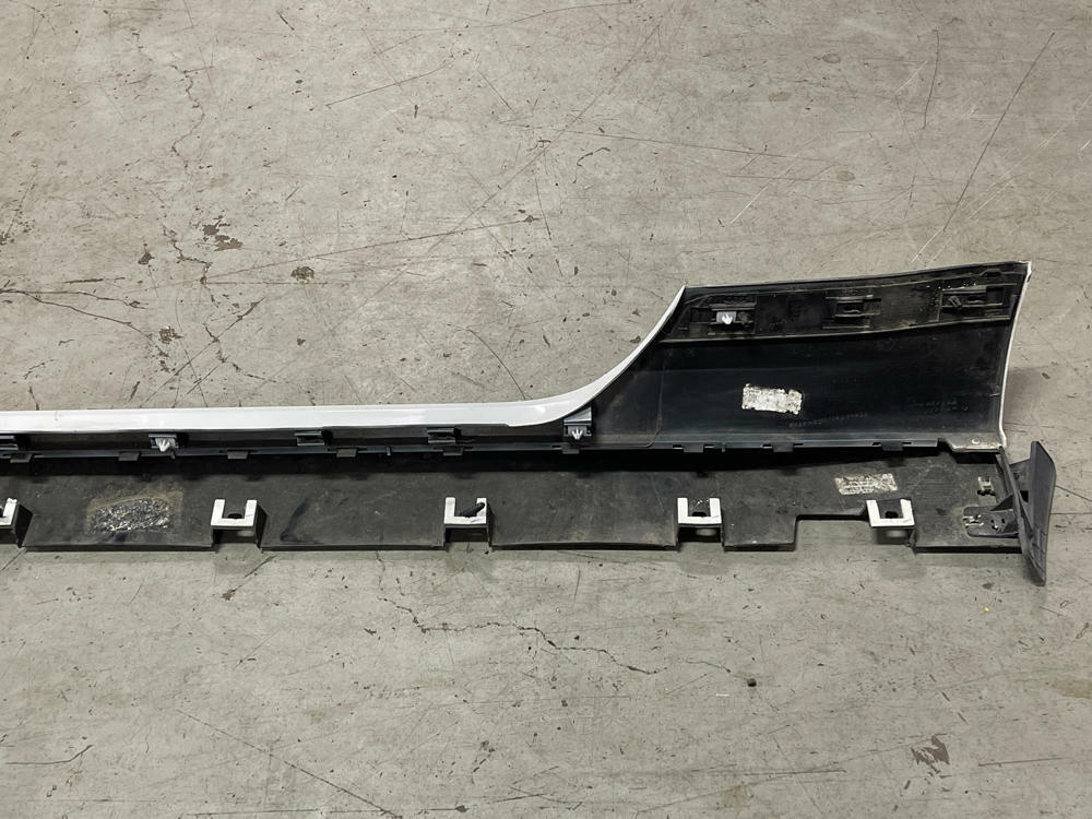 2018-23 Ford Mustang GT Mach One Passenger RH Side Skirt- Code YZ 299