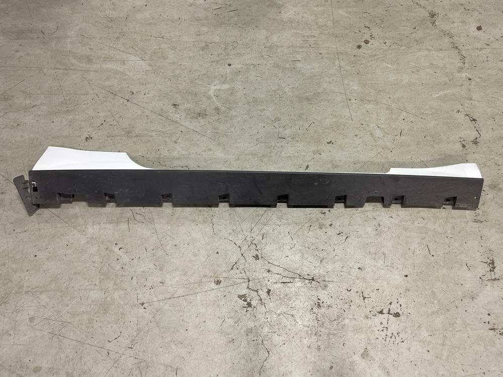 2018-23 Ford Mustang GT Mach One Passenger RH Side Skirt- Code YZ 299
