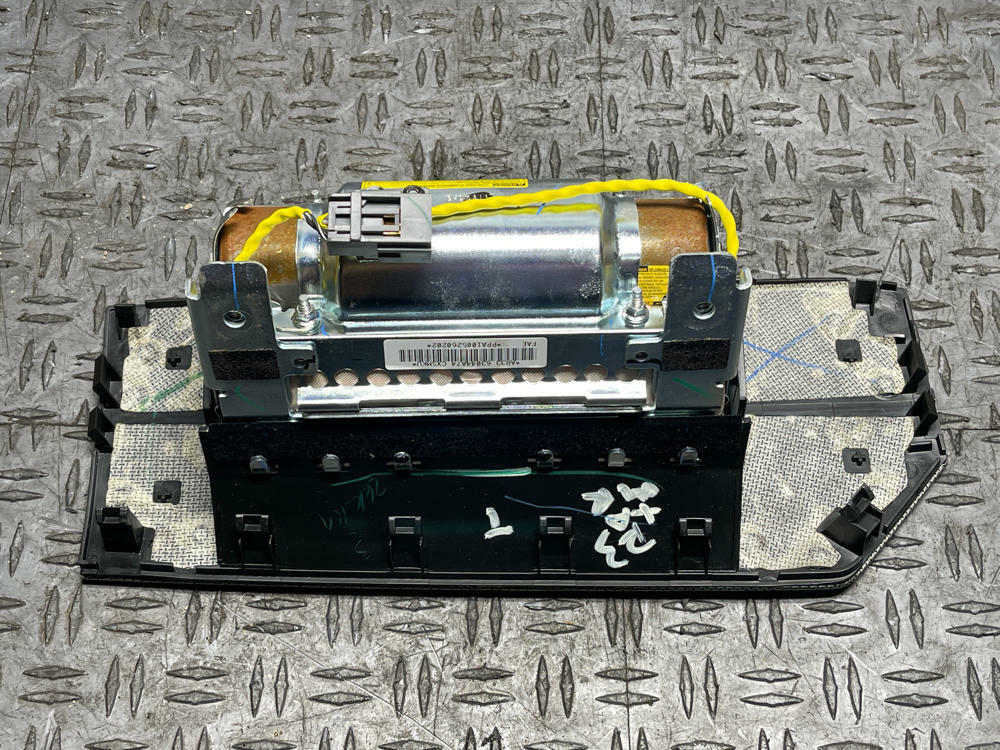 2011-14 Ford Mustang Premium Dash Trim & Module (AR33-63044A74-CXSMKU) 294