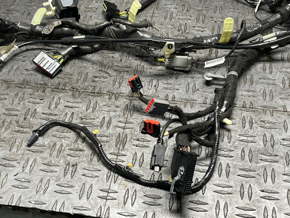 2011-14 Ford Mustang GT Premium Dash Harness (BR3T-14401-HF) 294