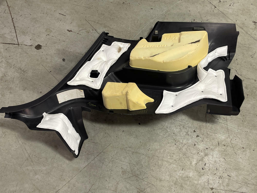 2011-14 Ford Mustang Coupe Rear Interior Plastics 294