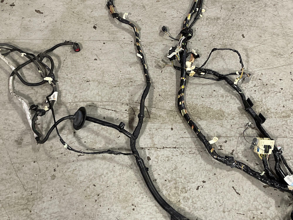 2011-14 Ford Mustang GT Premium Coupe Body Harness My Color (BR3T-14005-EF) 294