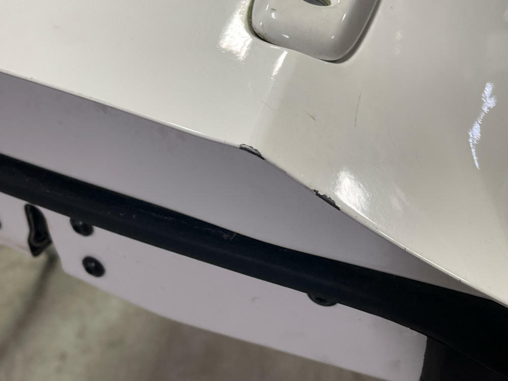 2011-14 Ford Mustang Driver LH Door Assembly (Paint Code HP)- COUPE 294