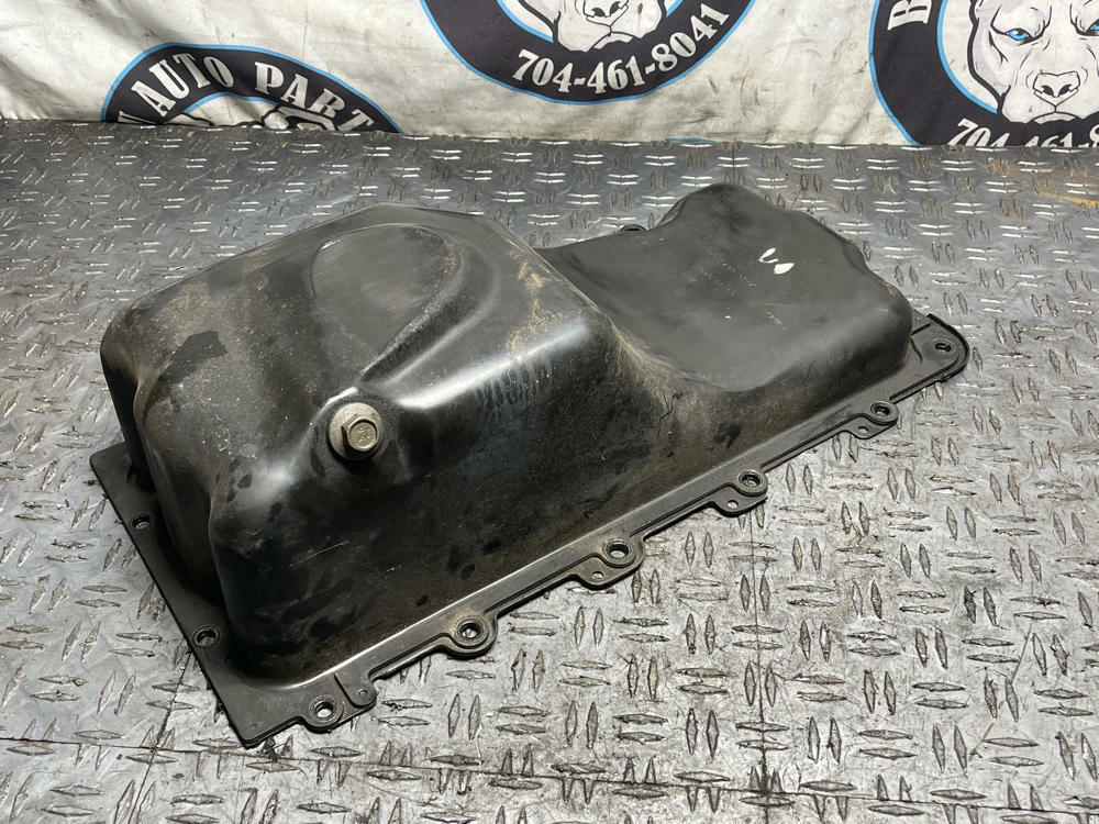 2003-04 Ford Mustang SVT Cobra Oil Pan w/ Hardware 36K Miles 305