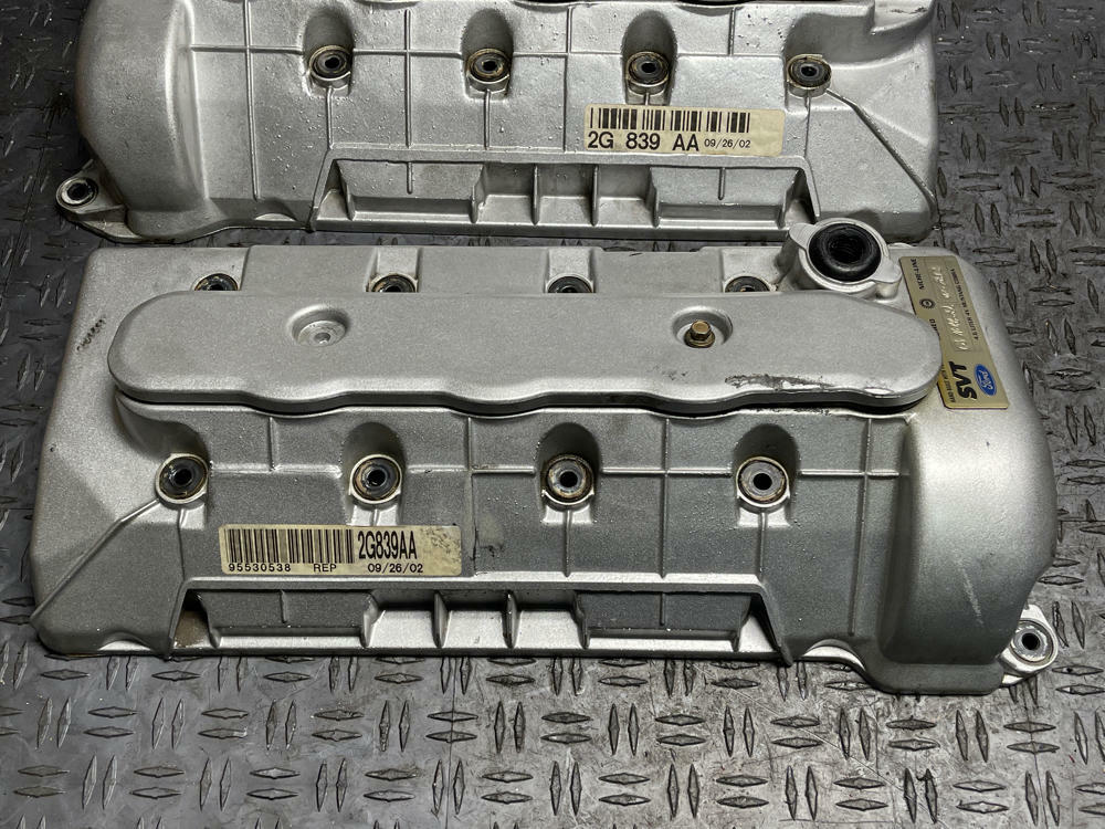 2003-04 Ford Mustang SVT Cobra Valve Covers 36K Miles 305