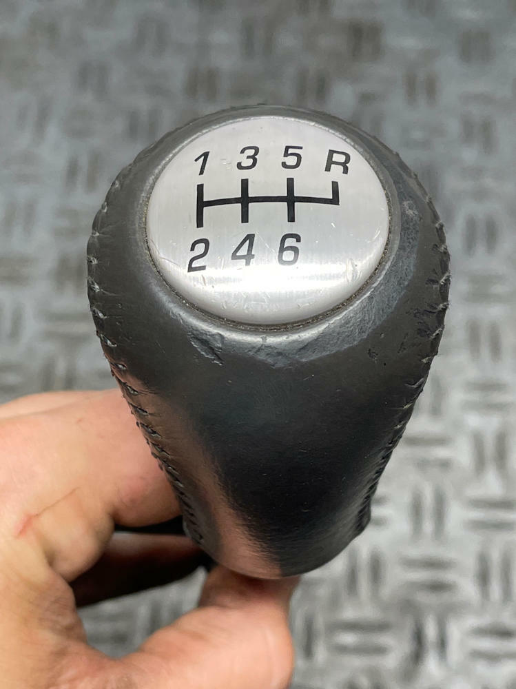 2003-04 Ford Mustang SVT Cobra Shift Knob 36K Miles 305